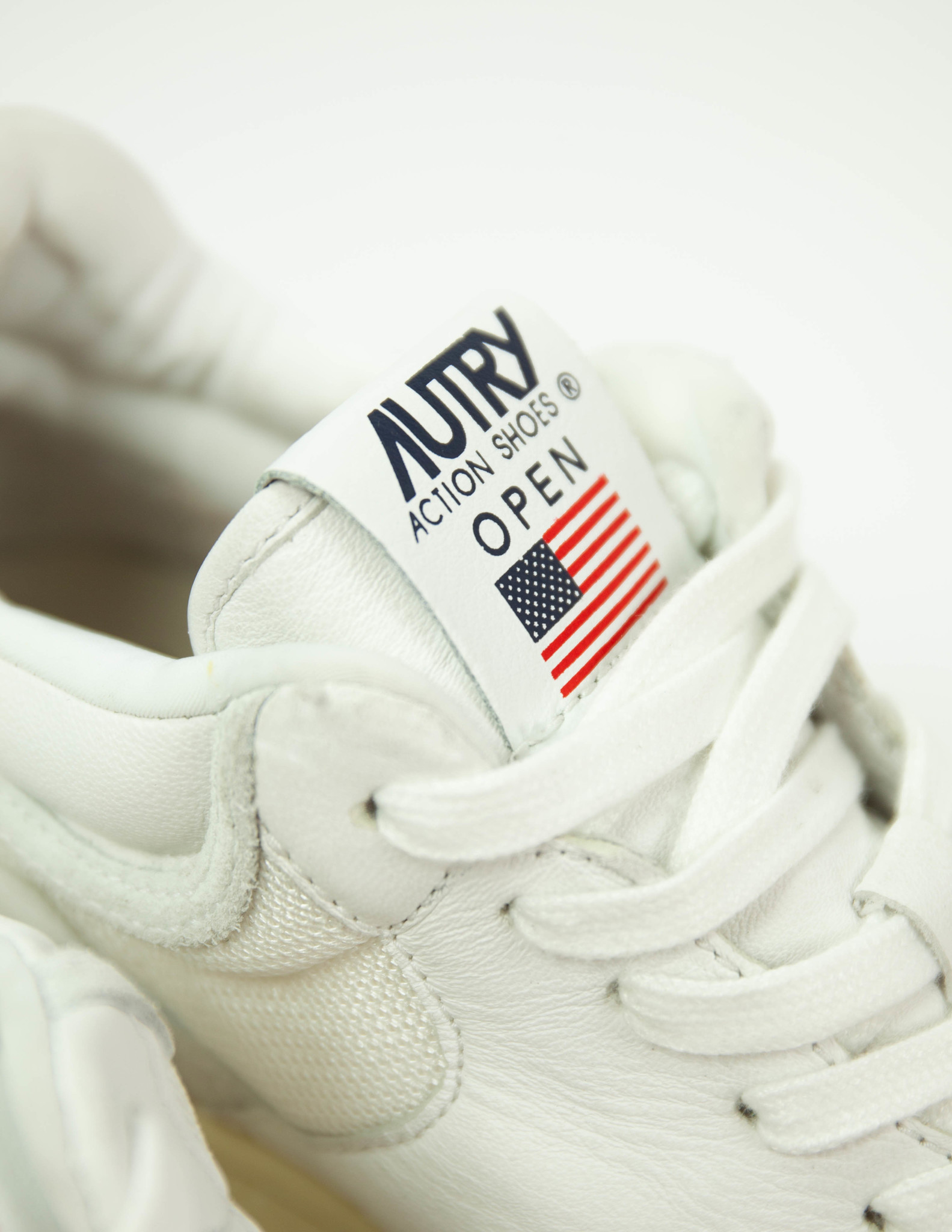 Autry Mid Open All White - STUEN-Store