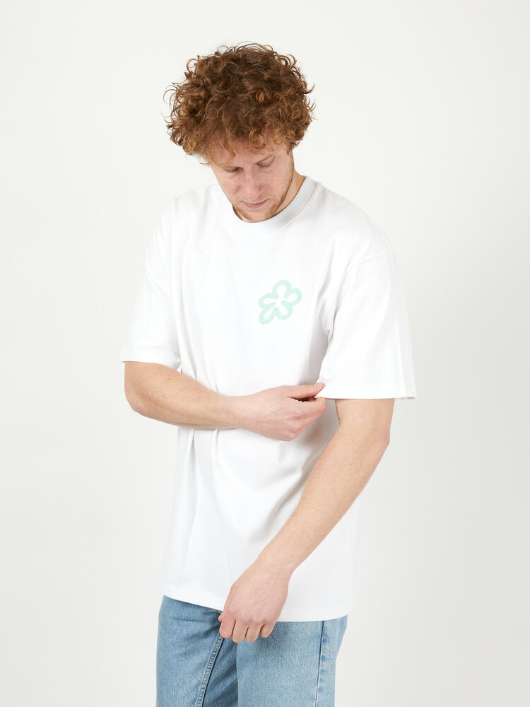 STUEN.Label STUEN.Label Heavy FLower Tee White