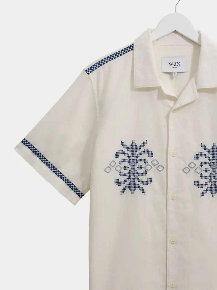 Wax London Didcot Shirt Crest Motif Ecru Blue