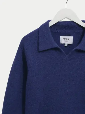 Wax London Carter Open Collar Polo Fluffy Blye
