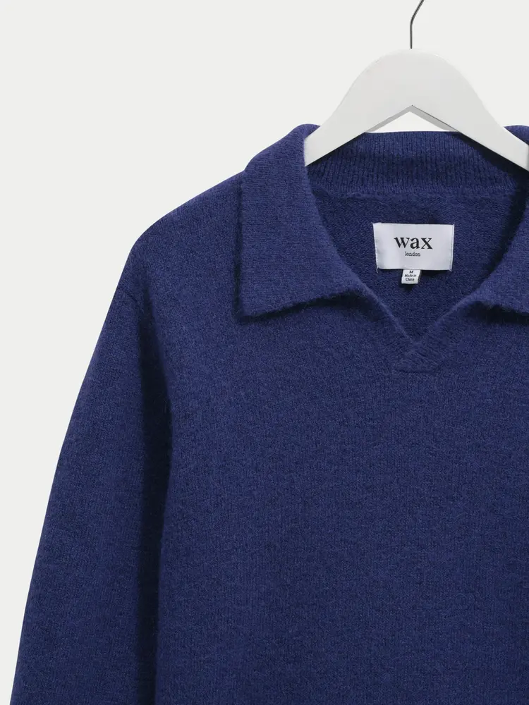 Wax London Carter Open Collar Polo Fluffy Blye