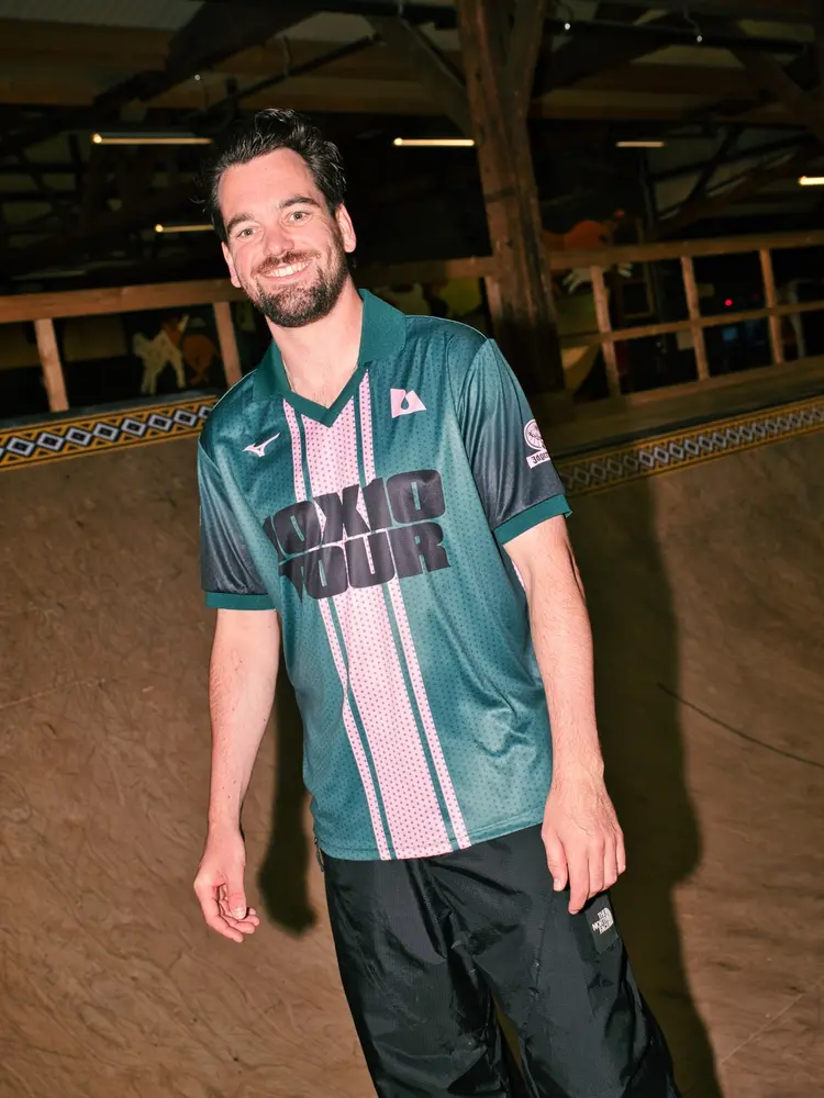 Stuen Mizuno x De Sluwe Vos 10x10 Shirt