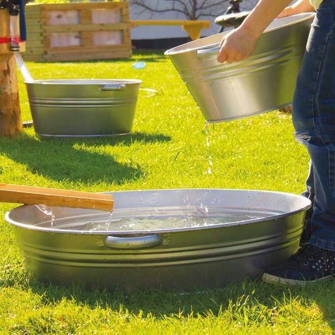 Ijzeren waterbakken 3 stuks groot