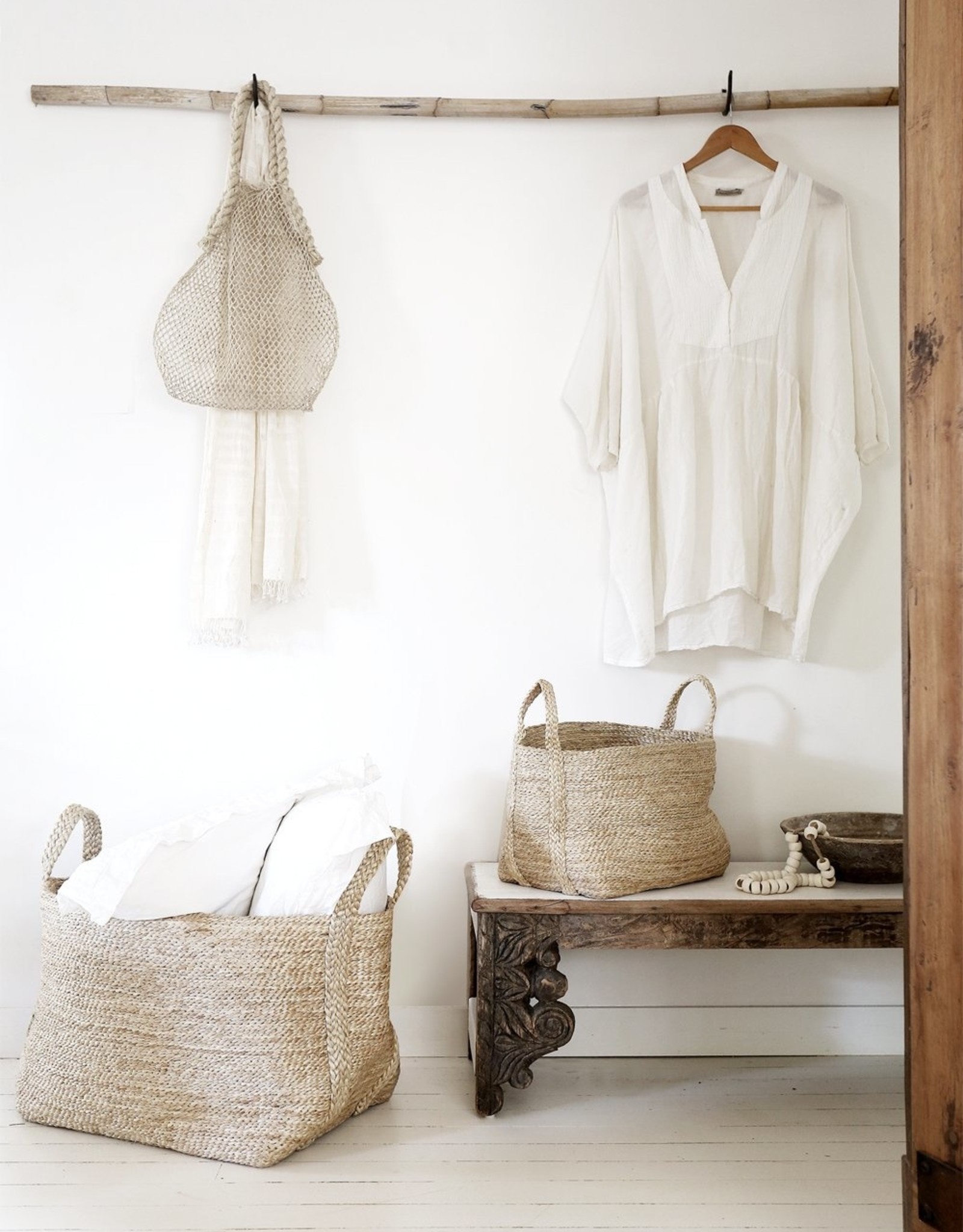 THE DHARMA DOOR LARGE JUTE BASKET - NATURAL