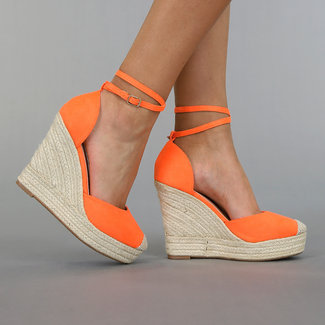 SALE35 Orangefarbene böhmische Sandalen mit Keilabsatz