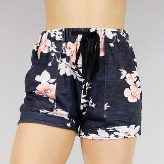 SALE Bequeme Shorts mit Blumendruck