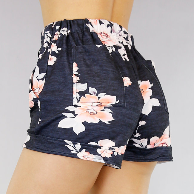 Bequeme Shorts mit Blumendruck