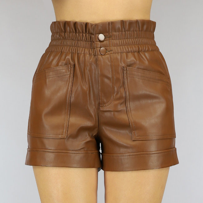 BF2023 Braune Paperbag-Shorts in Lederoptik mit Taschen