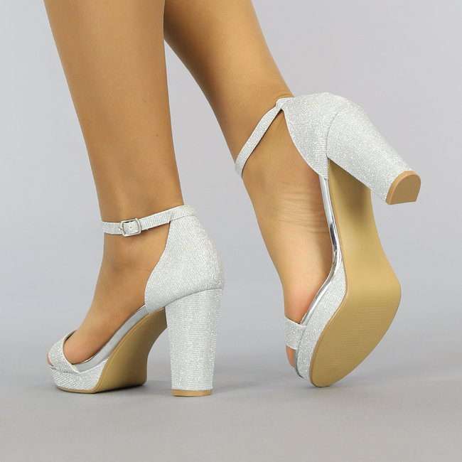 Silberne Glitzersandalen mit festem Absatz