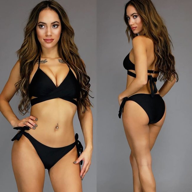 Trendige schwarze Push-Up-Wickel-Bikinihose