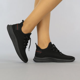 SALE80 Schwarze Slip-On-Sneakers mit Gummizug