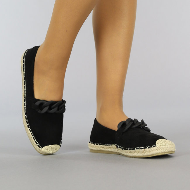 Schwarze Espadrilles zum Hineinschlüpfen mit Kette