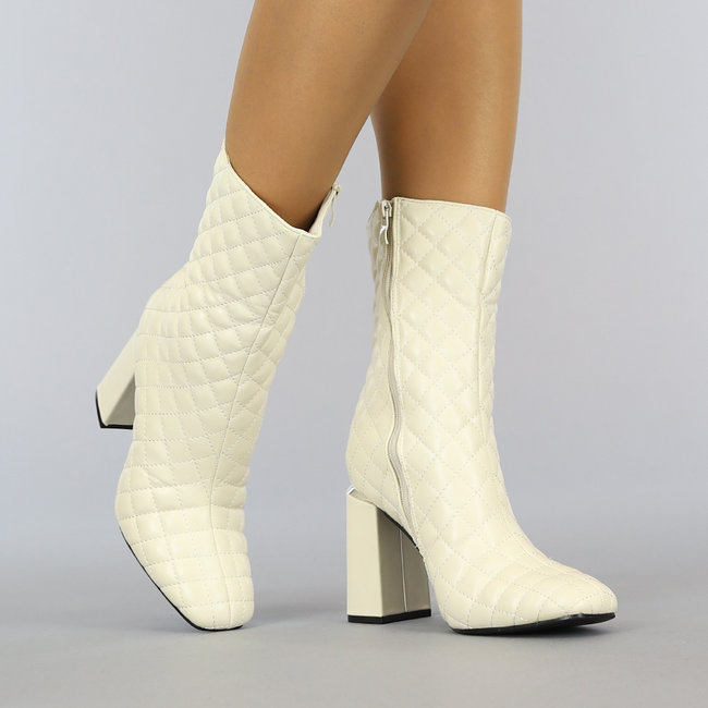 Beige karierte Booties mit quadratischer Nase