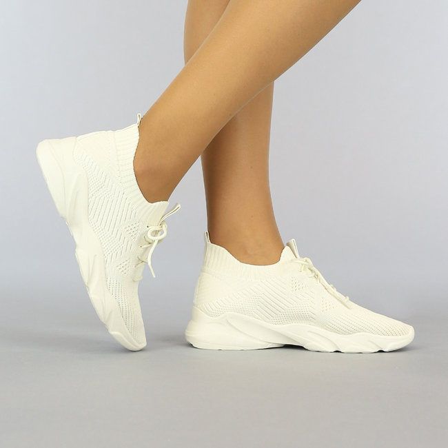 SALE Sportliche beigefarbene Slip-On Sneakers
