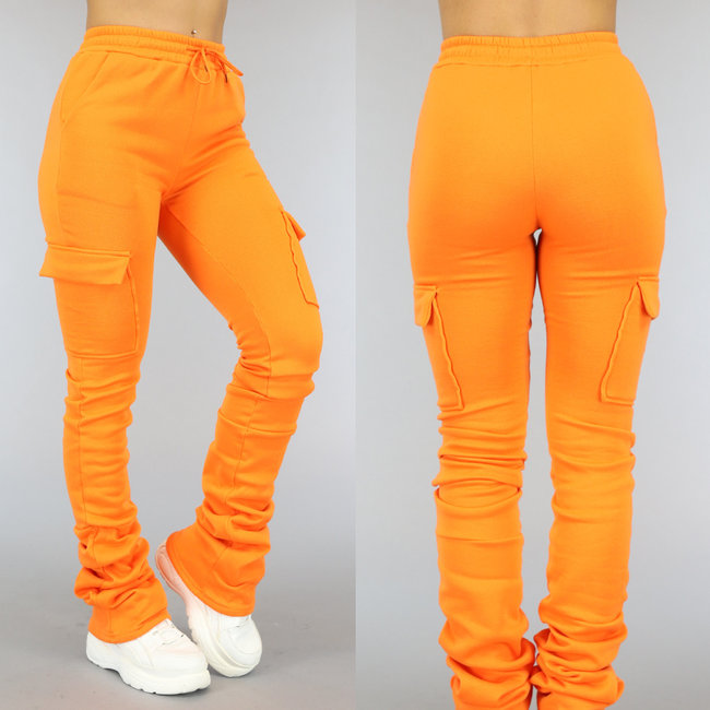 Orangefarbene Cargo-Sweatpants mit plissierten Beinen