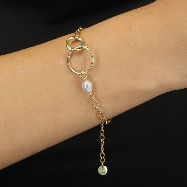 BF2023 Connected Circles Armband mit Perle Gold