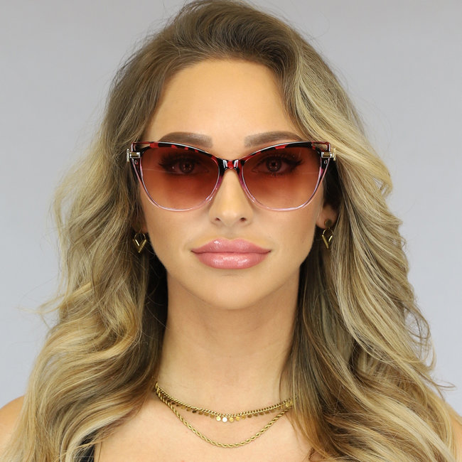 Rosa Cat-Eye-Sonnenbrille mit goldenen Bügeln