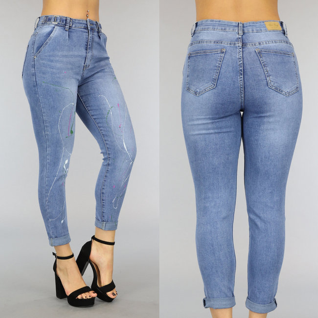 Blaue Stretch-Jeans mit Farbspritzern und Schnallendetail