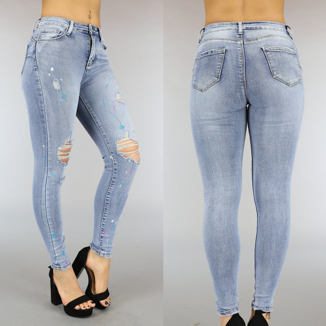 Leichte Skinny Jeans mit Rissen und Farbspritzern