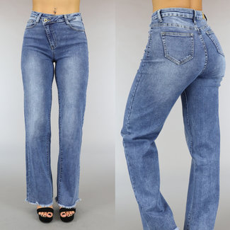 Jeans mit schrägem Verschluss