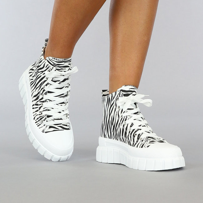 Zebra Canvas Schuhe mit grober Sohle