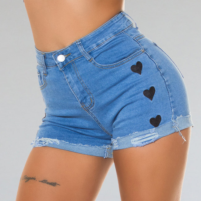 SALE35 Denim-Shorts mit schwarzen Herzen