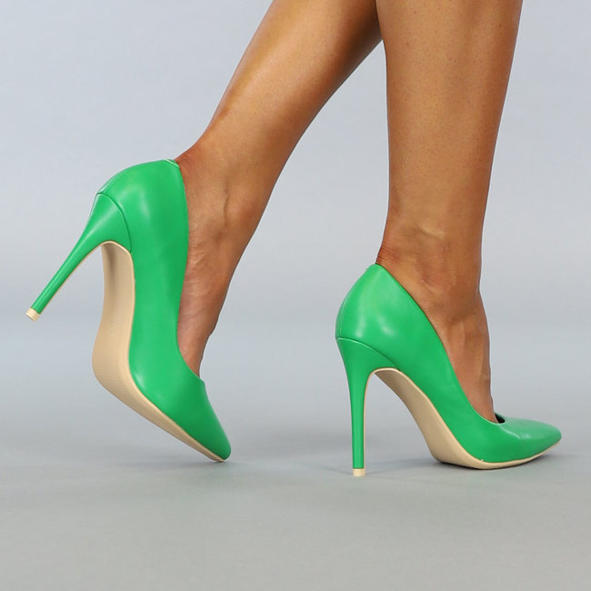 Grüne Pumps mit Stilettoabsatz