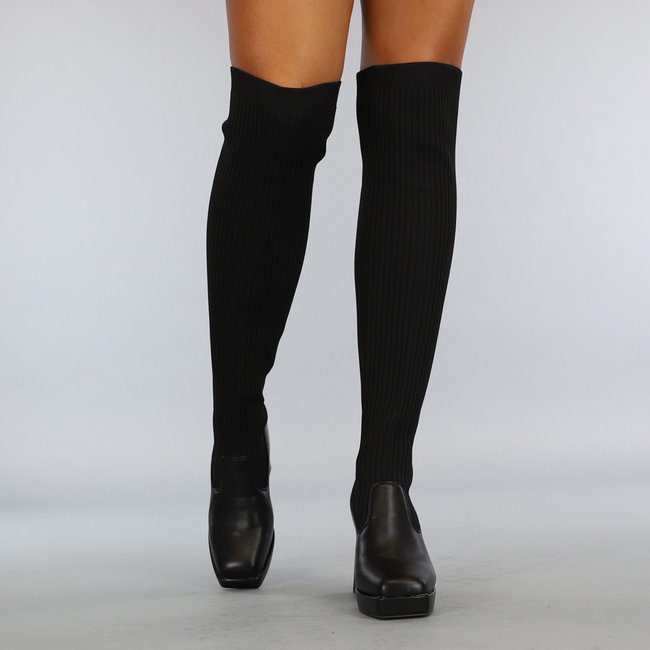 Schwarze Overknee-Stiefel mit dickem Absatz und Details aus Stoff