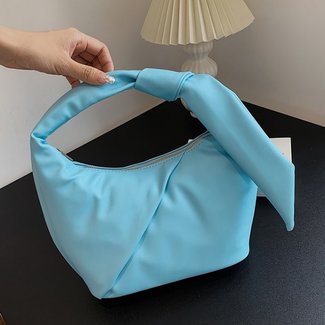 SALE50 Hellblaue Handtasche in Lederoptik mit Plissee-Detail