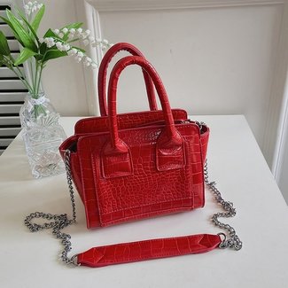 Rote Handtasche in Lederoptik mit Kroko-Effekt