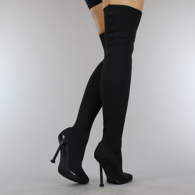Schwarze Overknee-Stiefel aus Rippe mit Stilettoabsatz