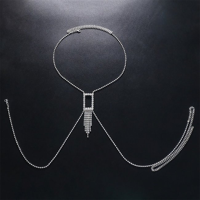 Silberne Strass Bodychain mit Wasserfall-Detail