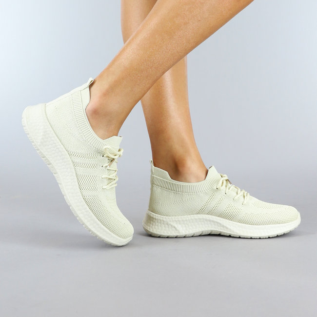 Beige Slip On Sneakers mit Sockenmodell