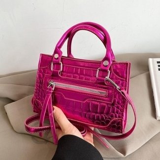 OP=OP.34.NL Fuchsia Metallic Tasche mit Muster