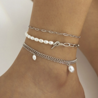 Vierteiliges Silber-Knöchelarmband-Set mit Perlen