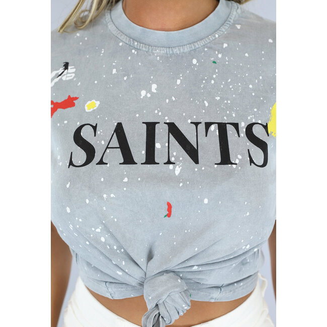 Hellgraues Saints-T-Shirt mit Farbflecken