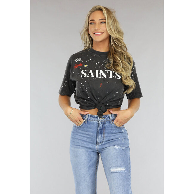 Anthrazitfarbenes Saints-T-Shirt mit Farbflecken
