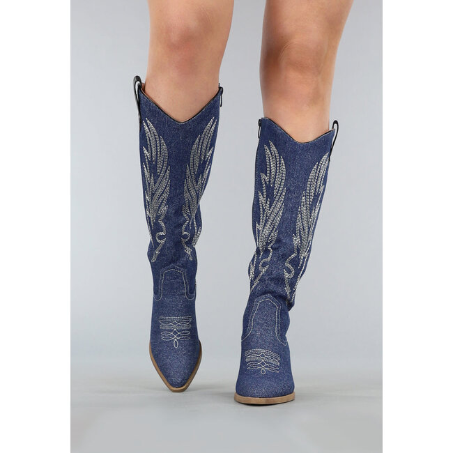 Cowboystiefel aus dunkelblauem Denim