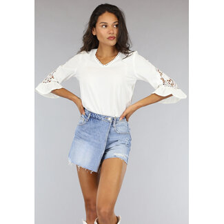 Weiße lockere Bluse