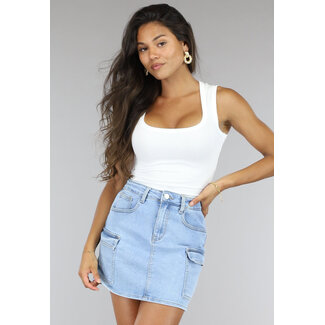 Weißes Rippen-Tank-Top