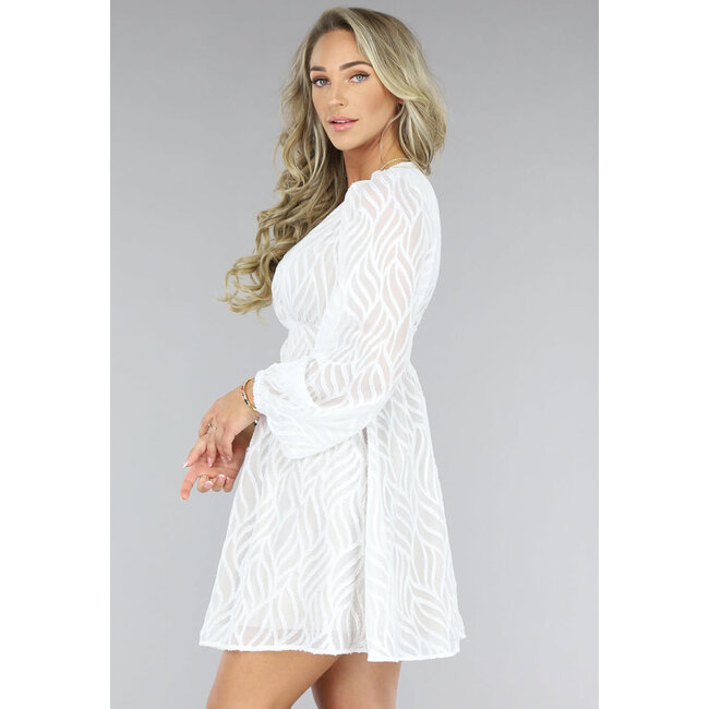 Weißes Skaterkleid mit Blätterdruck