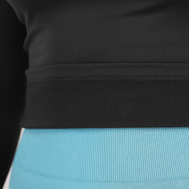 Schwarzes Langarm-Sporttop mit Thermofutter