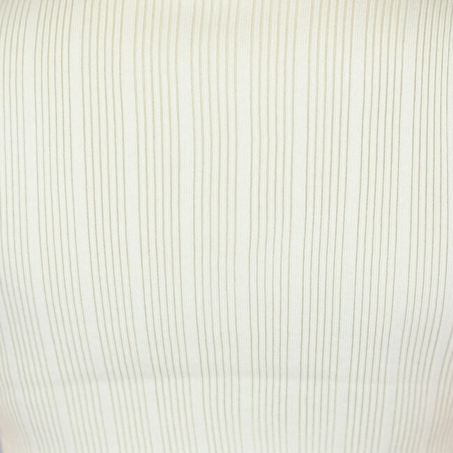 Cremefarbener ärmelloser Rollkragenpullover