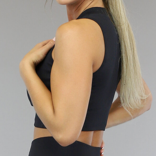 Schwarzes Grobstrick-Sporttop mit Reißverschluss