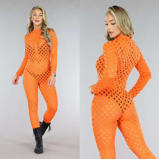 Orangefarbener durchsichtiger Jumpsuit mit Löchern