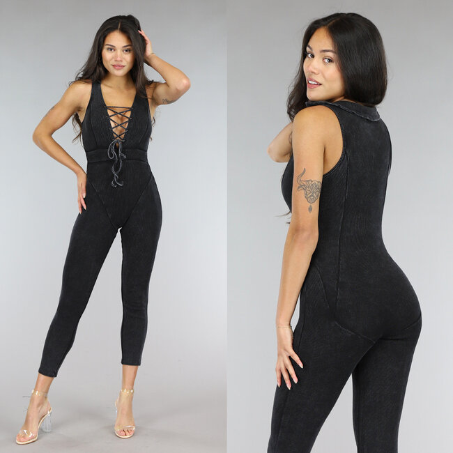 Jumpsuit aus Rippstrick mit Spitzendetail