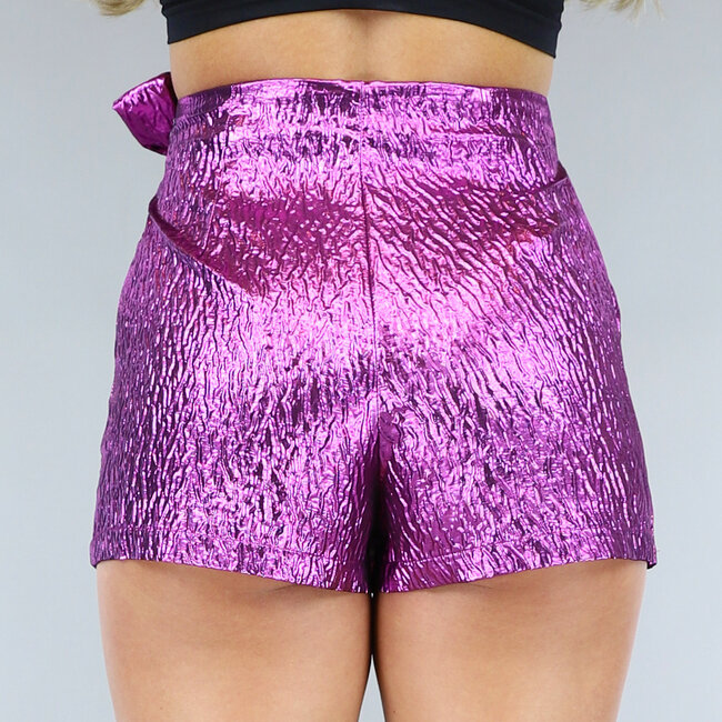 Lila Metallic-Skort mit Schleifendetail