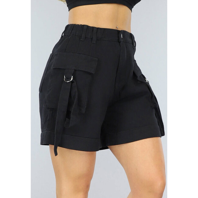 Schwarze Cargo-Shorts in lockerer Passform