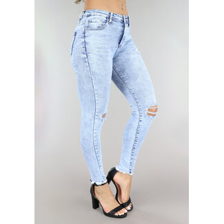 Mid Waist Jeans mit saurer Waschung