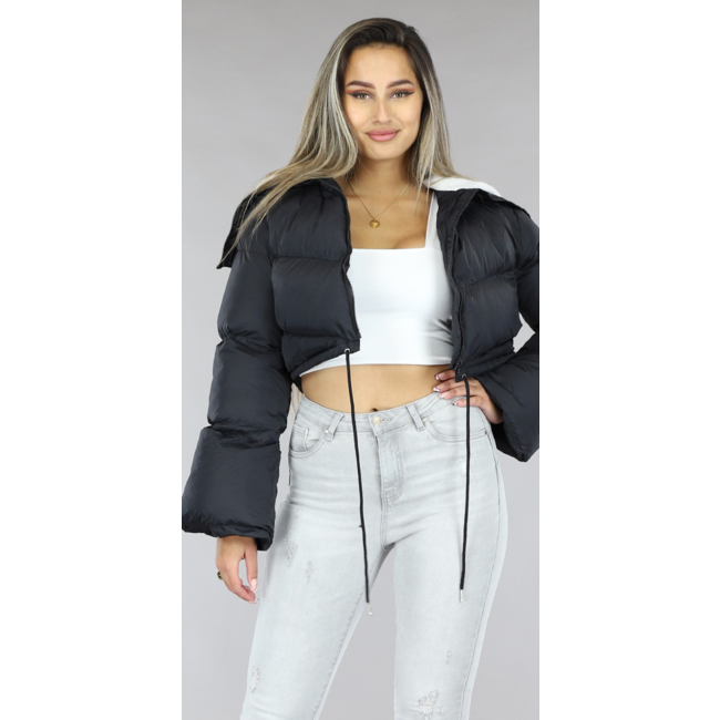 Schwarze Cropped Pufferjacke mit Teddy-Futter